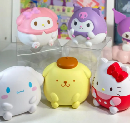 Squishy da turma da Hello Kitty e Stitch