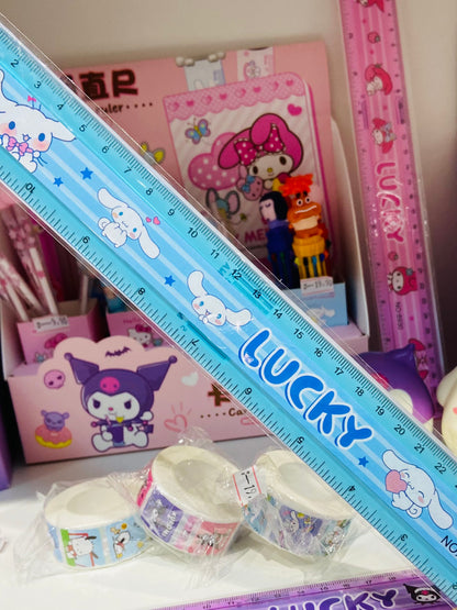 Régua acrílica 30cm - turma da Hello Kitty