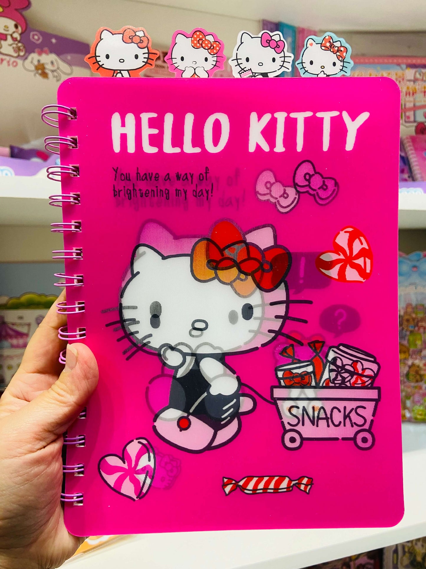 Caderno fofo A5 com capa holográfica da Hello Kitty